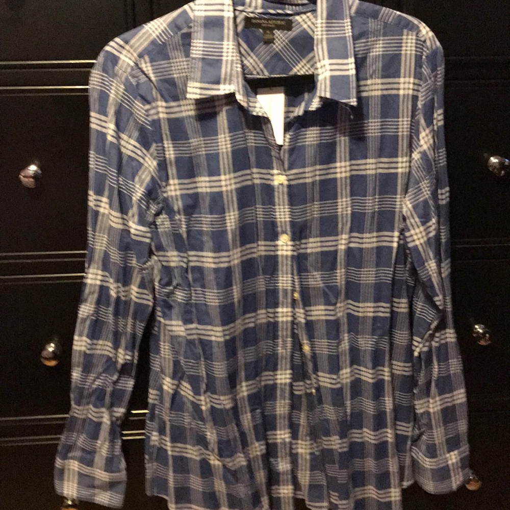 Banana Republic blue plaid blouse